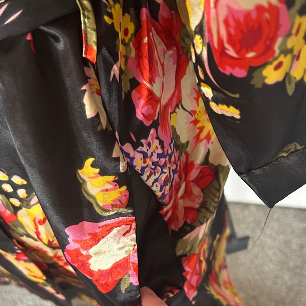 Floral Satin Kimono Robe - Picture 2 of 3